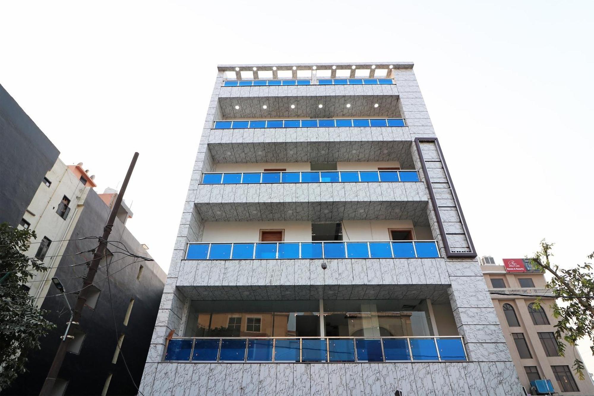 Hotel O The Grand Palace Ghaziabad Exterior foto